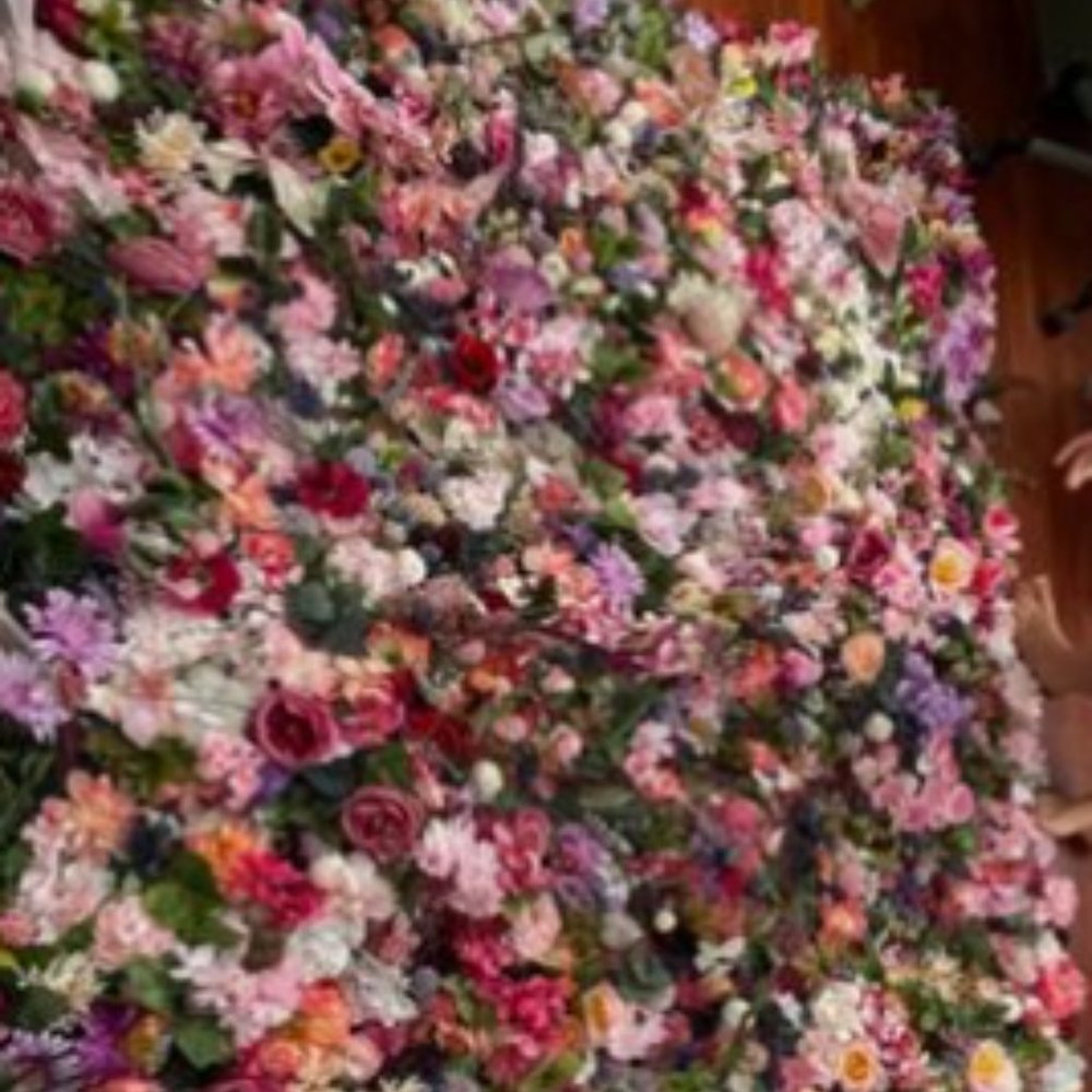 FLOWER WALL